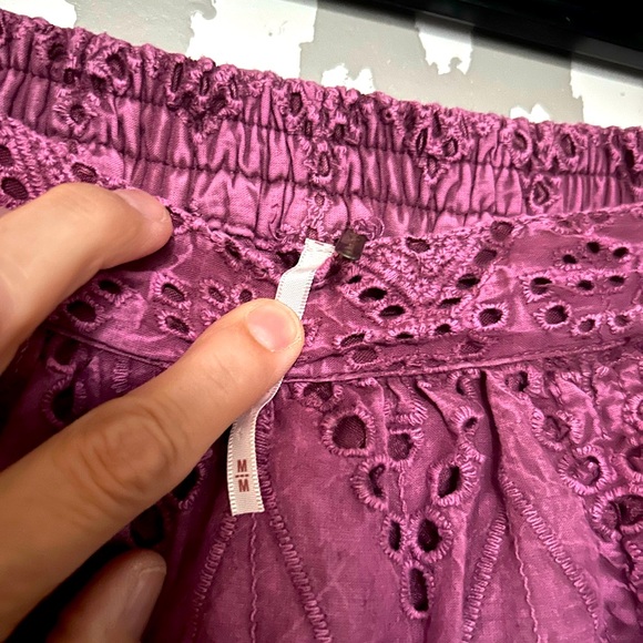FREE PEOPLE Serenity Eyelet Mini Skirt Skort in Dreamy Mulberry M - Picture 5 of 8